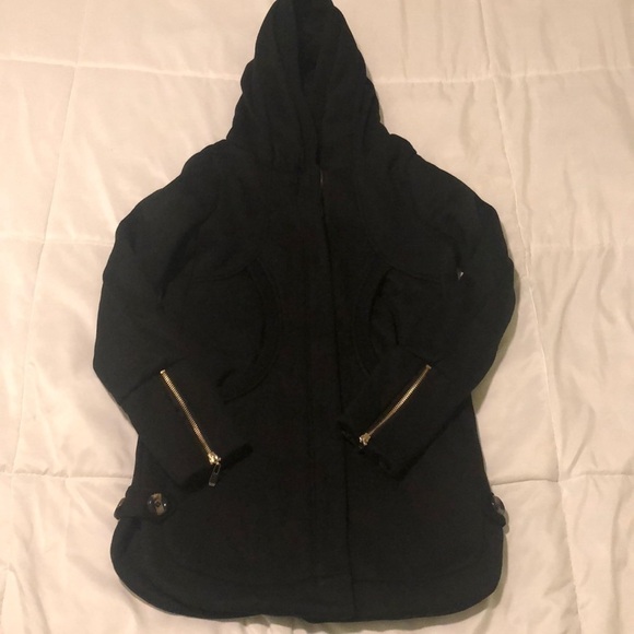 Warm zip up jacket in black with hoodie - Picture 1 of 8